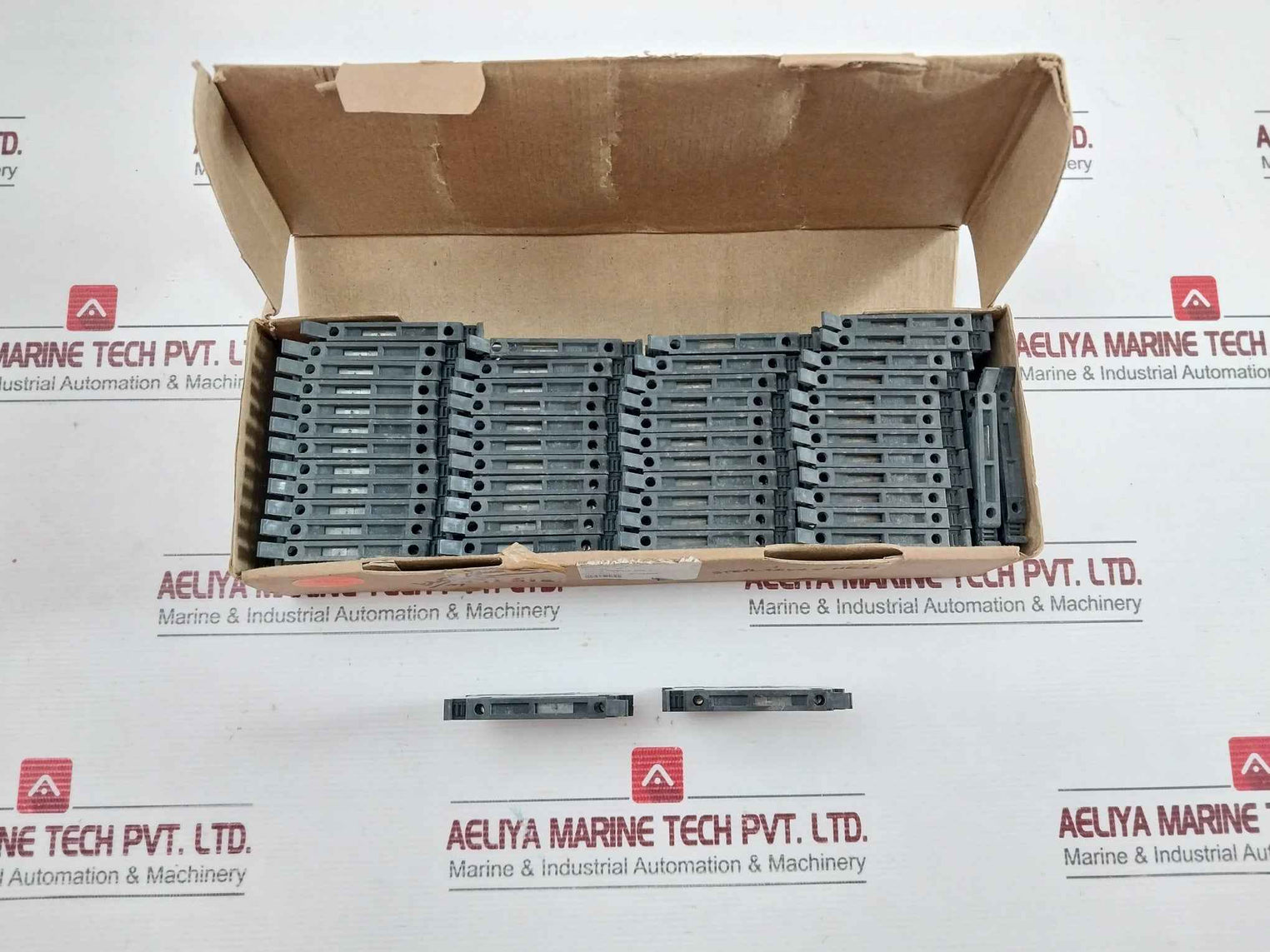 Fuse Modular Terminal Block Uk 5-hesila 250-1 Phoenix Contact  (1 Box=50 Pcs)
