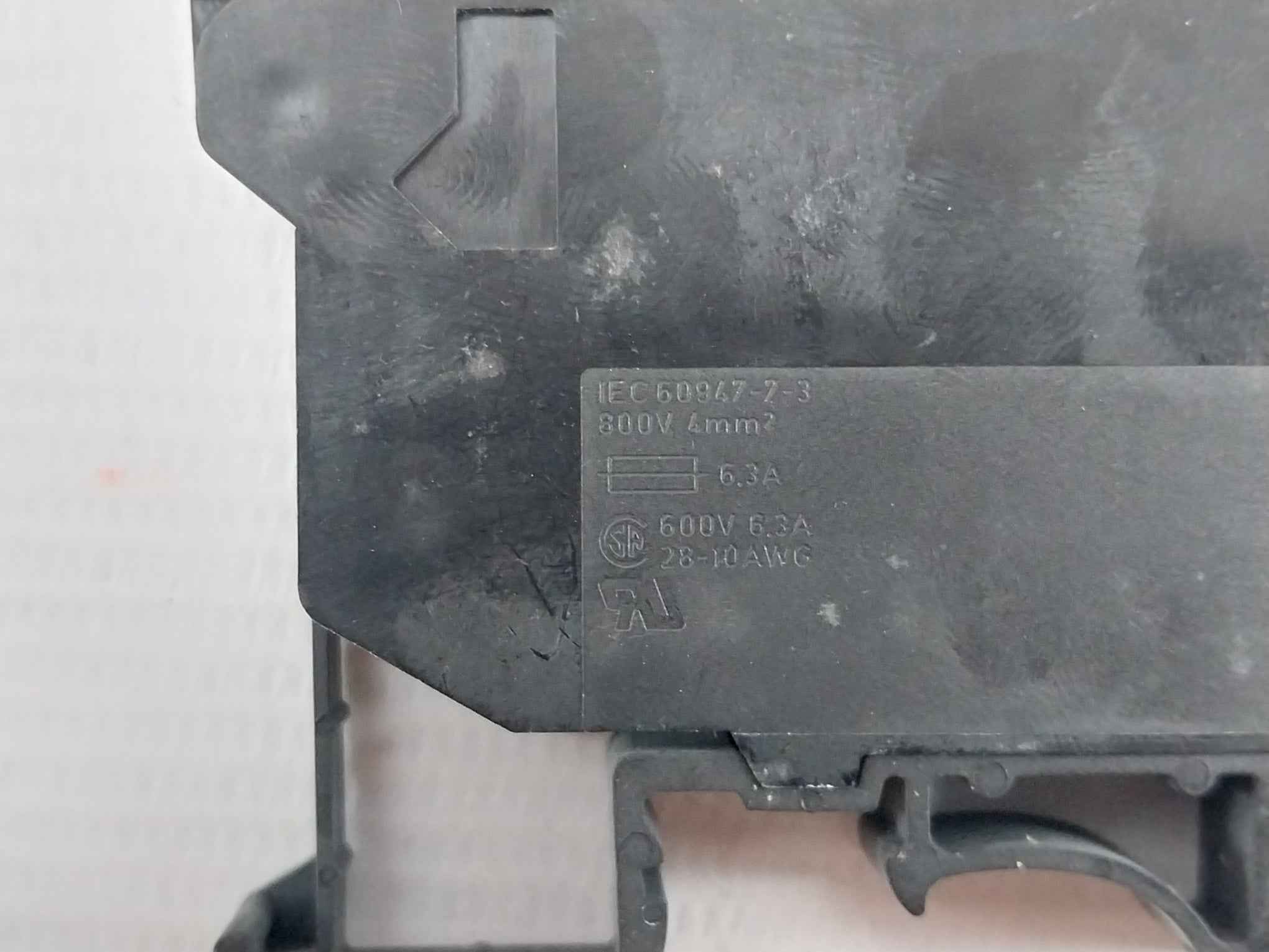 Fuse Modular Terminal Block Uk 5-hesila 250-1 Phoenix Contact  (1 Box=50 Pcs)