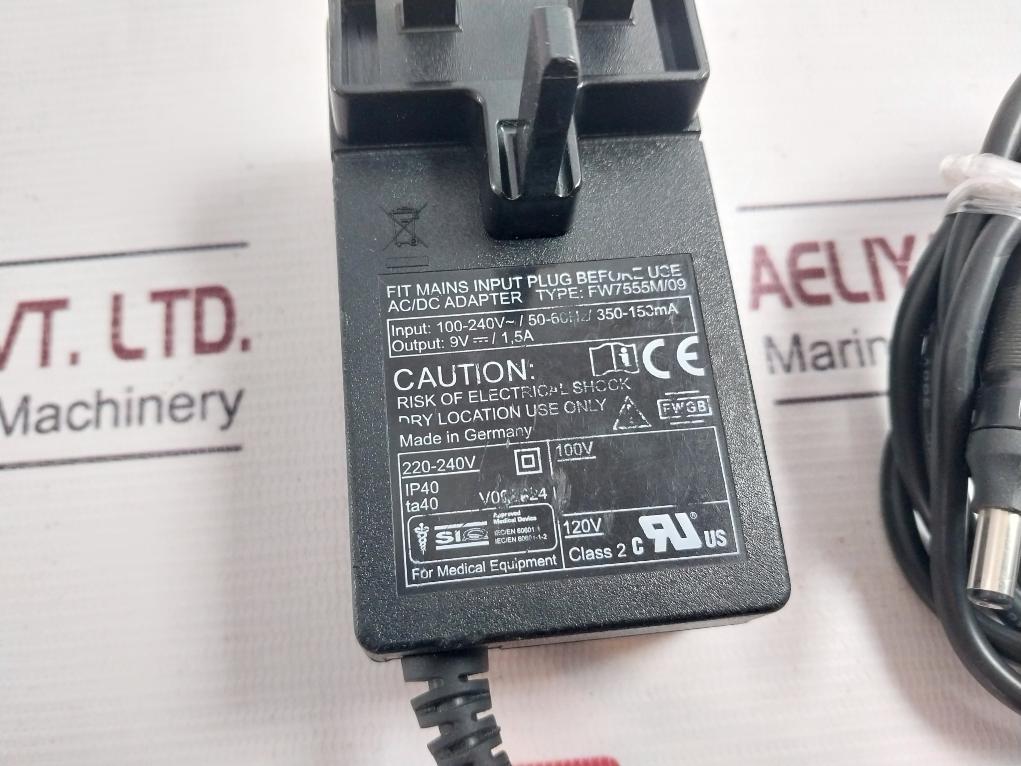 Fw7555M/09 Ac/Dc Adapter 100–240V 50–60Hz 350–150Ma Ip40