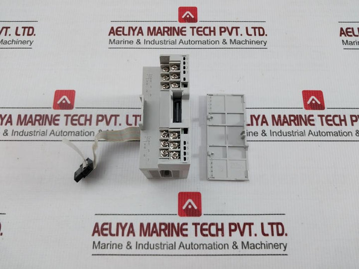 Fx5-8Eyt/Ess Plc I/O Module 5-30Vdc/0.5A Mitsubishi Electric