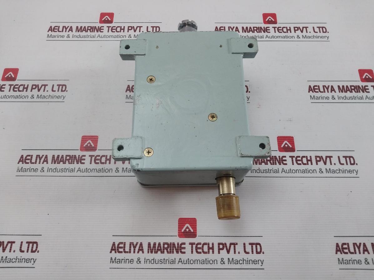 Ba-3C Pressure Switch 300 Kg/Cm2 Kobata Gauge Ac 110 V