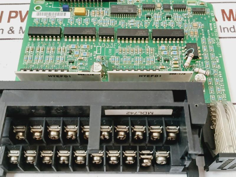 Ge-fanuc Mdl742 Output Module 44A751219-001R04/4