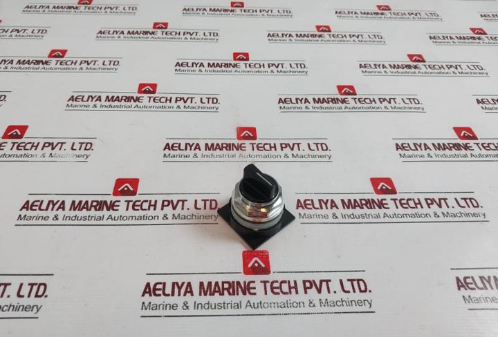 Ge Cr104Psg94B Selector Switch, 3 Position Spg, 025-003-06-05