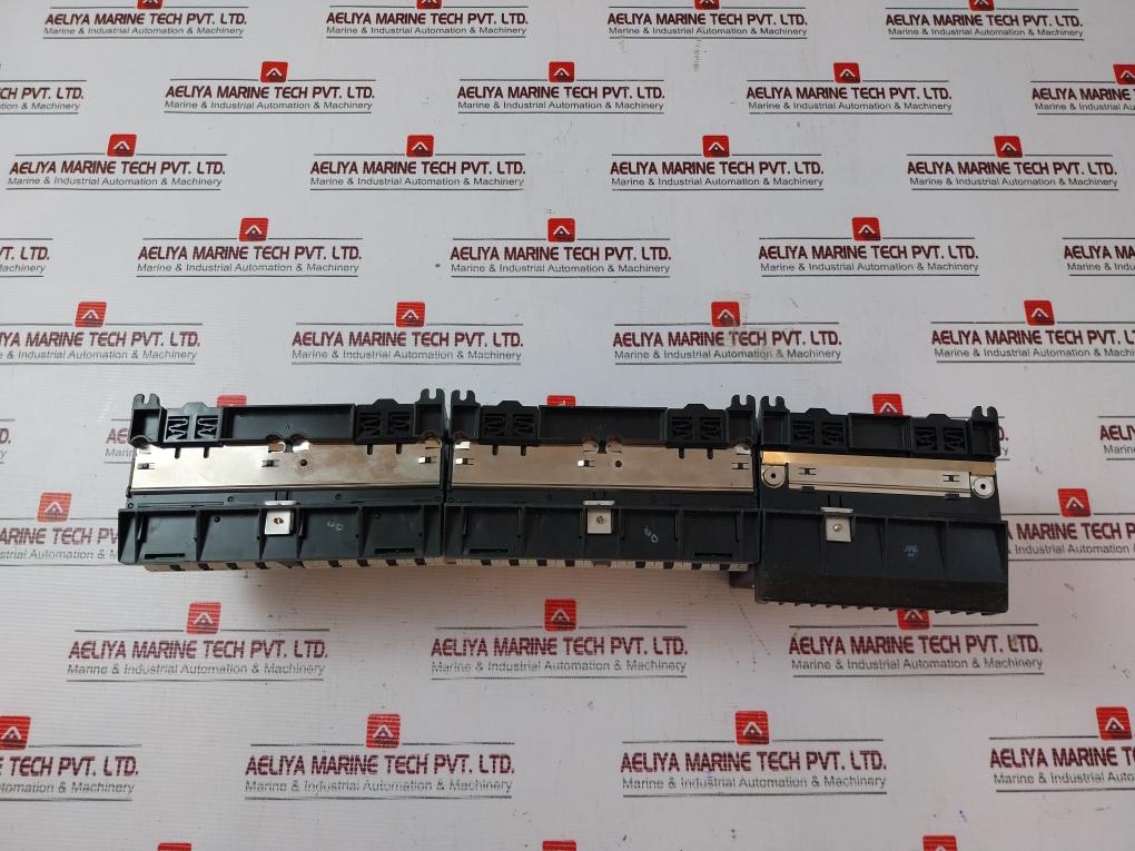 Ge Fanuc Field Control Ic670Gbi002Jca1 Bus Interface Unit 50-60Hz