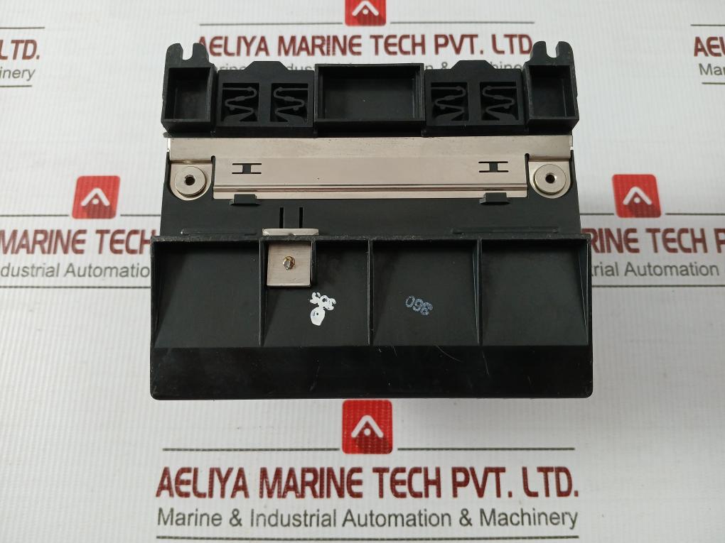 Ge Fanuc Genius Bus Interface Unit Ic670Gbi002Hca1 24 Vdc
