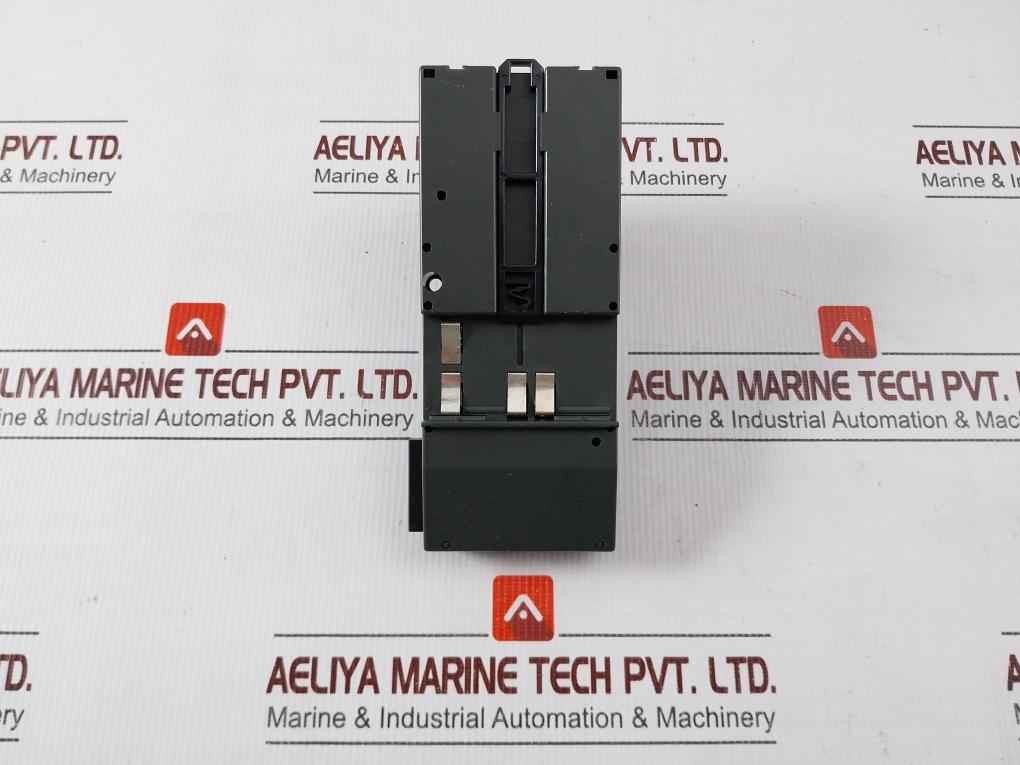 Ge Fanuc Ic200Chs022B Compact I/O Carrier With Box-style Terminals 300V 10A