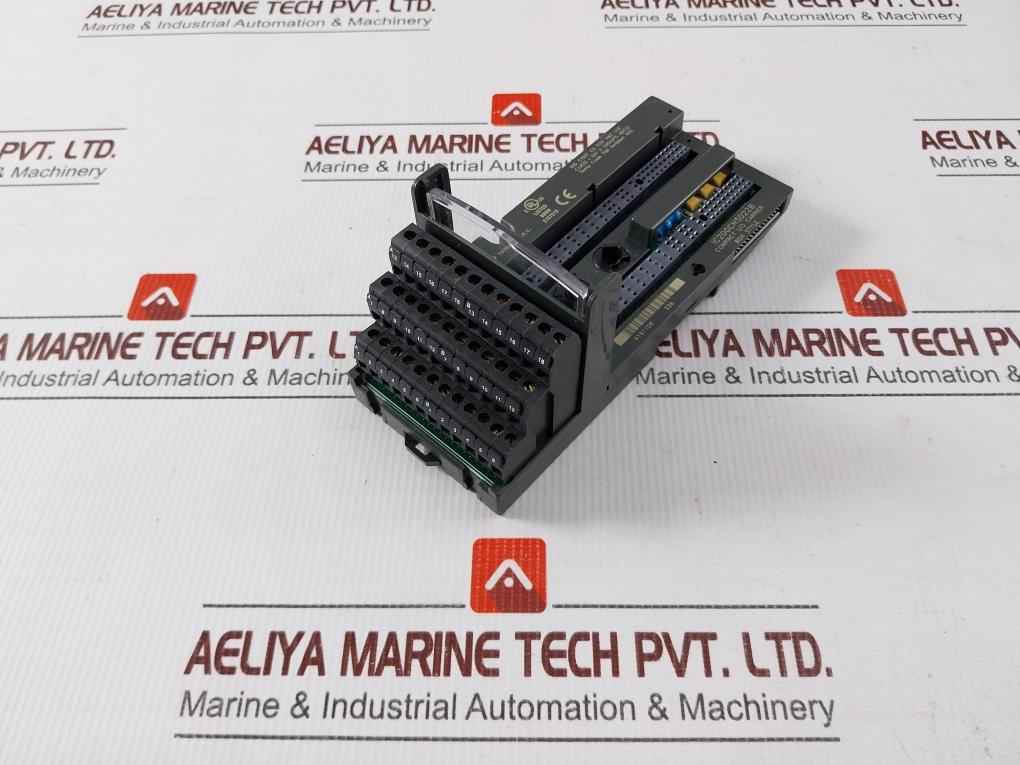 Ge Fanuc Ic200Chs022B Compact I/O Carrier With Box-style Terminals 300V 10A