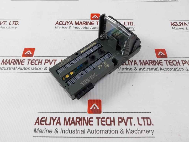 Ge Fanuc Ic200Chs022B Compact I/O Carrier With Box-style Terminals 300V 10A