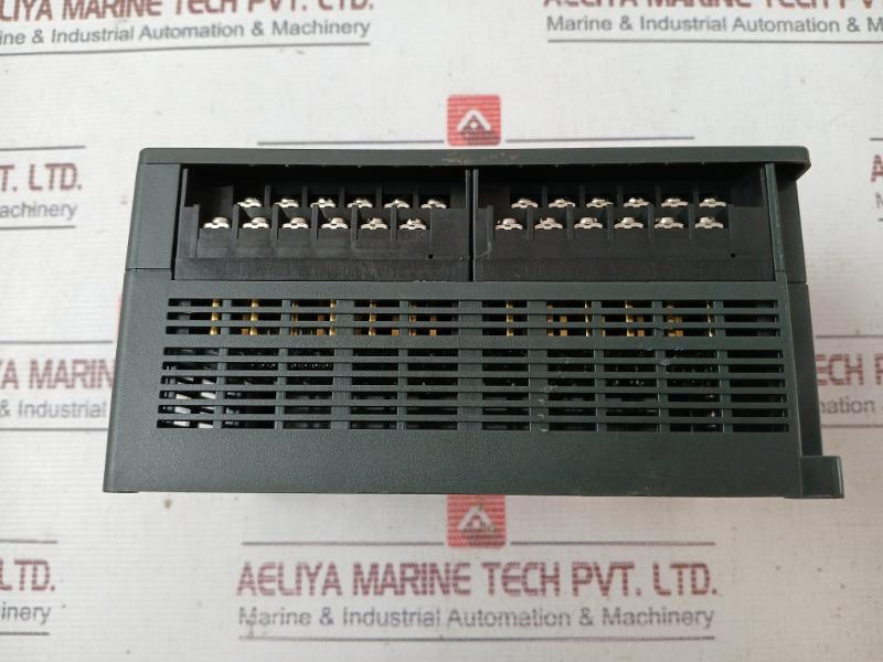 Ge Fanuc Ic200Udd110-dk Versamax Micro Controller 16 Dc Input 12 Dc Output 24Vdc