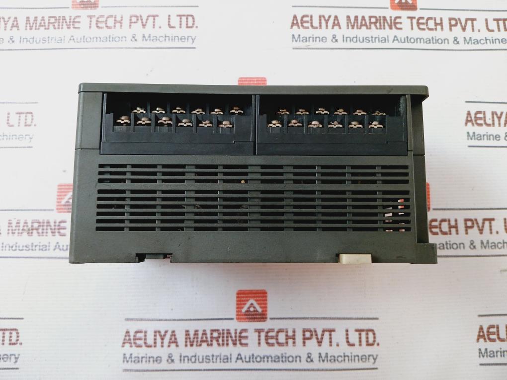 GE Fanuc IC200UDR005-BG Micro Controller