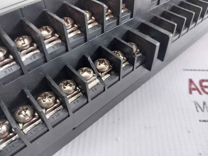 Ge Fanuc Ic670chs101a I/o Base Barrier Style Terminal 3000ohm
