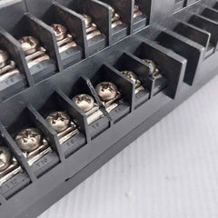 Ge Fanuc Ic670chs101a I/o Base Barrier Style Terminal 3000ohm