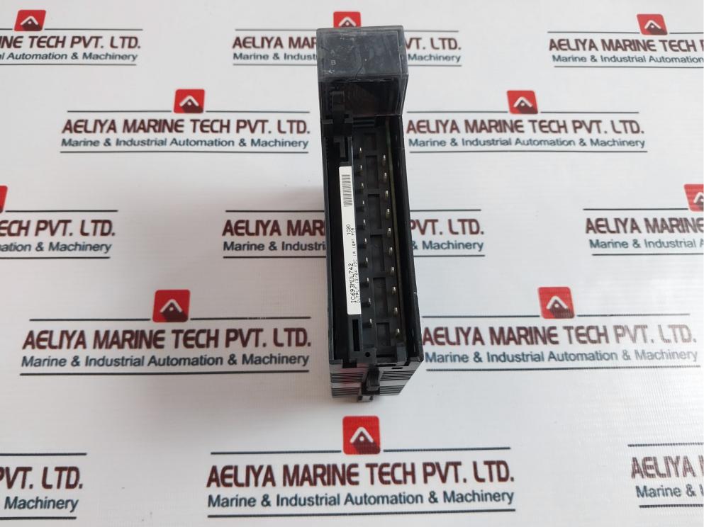 Ge Fanuc 12/24VDC 1A 16PT POS Output Module IC693MDL742J