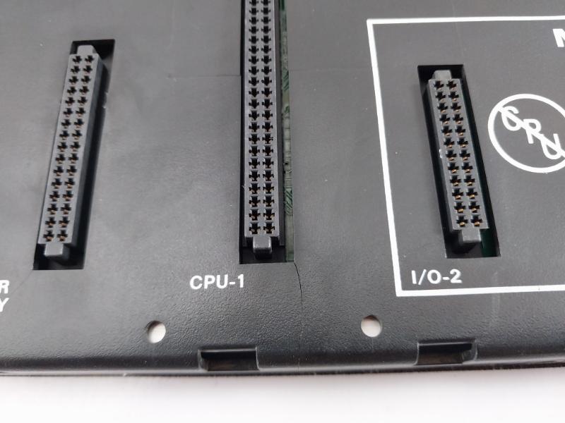 Ge Fanuc Ic693Chs391M 10-slot Programmable Controller Base E157515