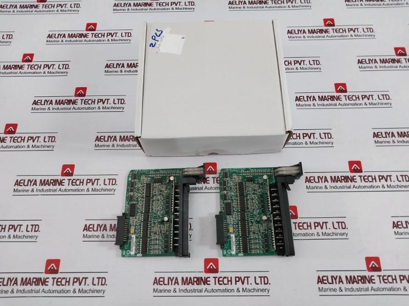 Ge Fanuc Ic693mdl742 Output Module 12/24 Vdc 44a751219-001 R04/4