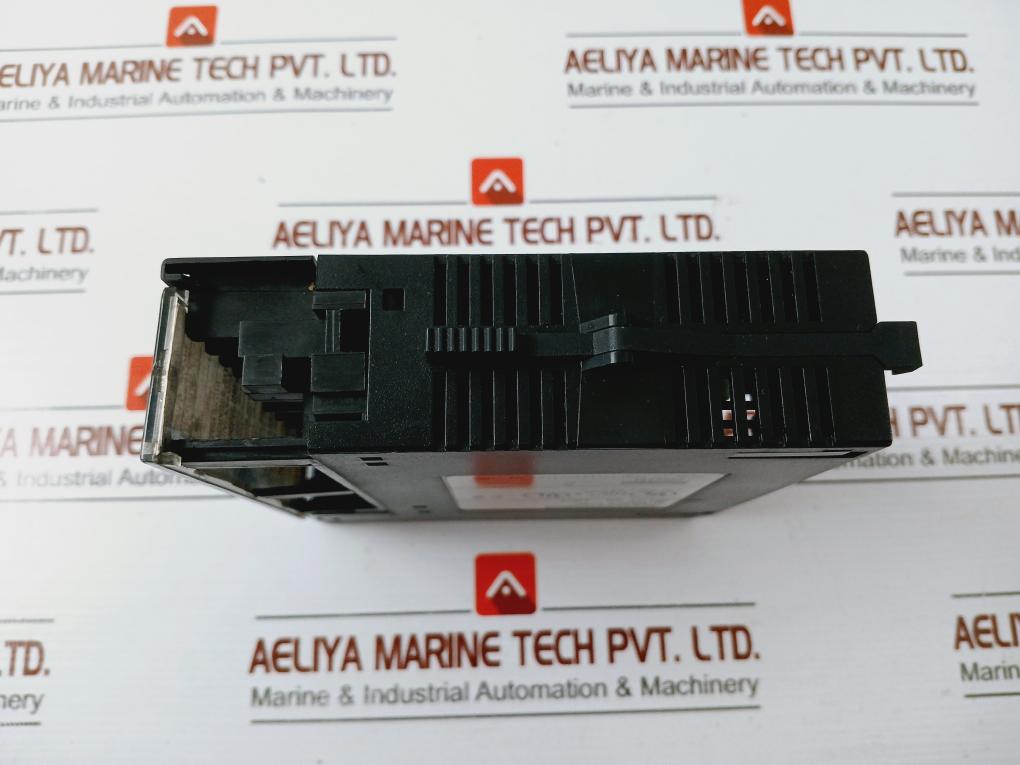 Ge Fanuc Ic693mdl940d Output Relay 24vdc 16pt