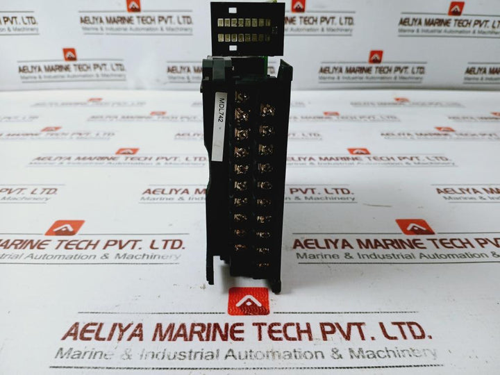 GE Fanuc MDL742 Output Module, D33F2, GTS 11B