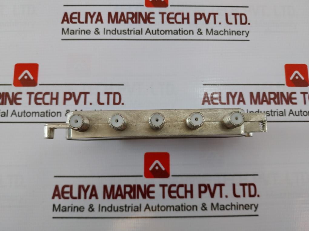 Gecen Gs01-08 8-way Satellite Splitter 5-2400Mhz