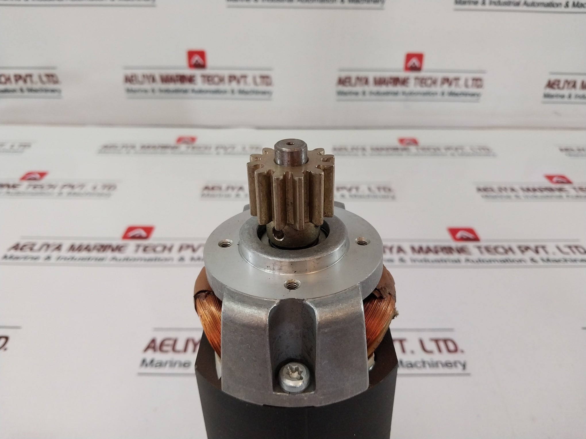Gefeg-neckar 2935004001 Gear Motor 110V Dc 1,9A 85W