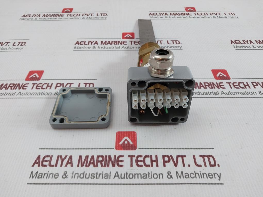 Gems Sensors 020-3497 Paddle Flow Switch For Cooling Water 250Vac/Dc 0.5A 20Va