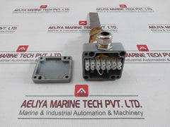 Gems Sensors 020-3497 Paddle Flow Switch For Cooling Water 250Vac/Dc 0.5A 20Va