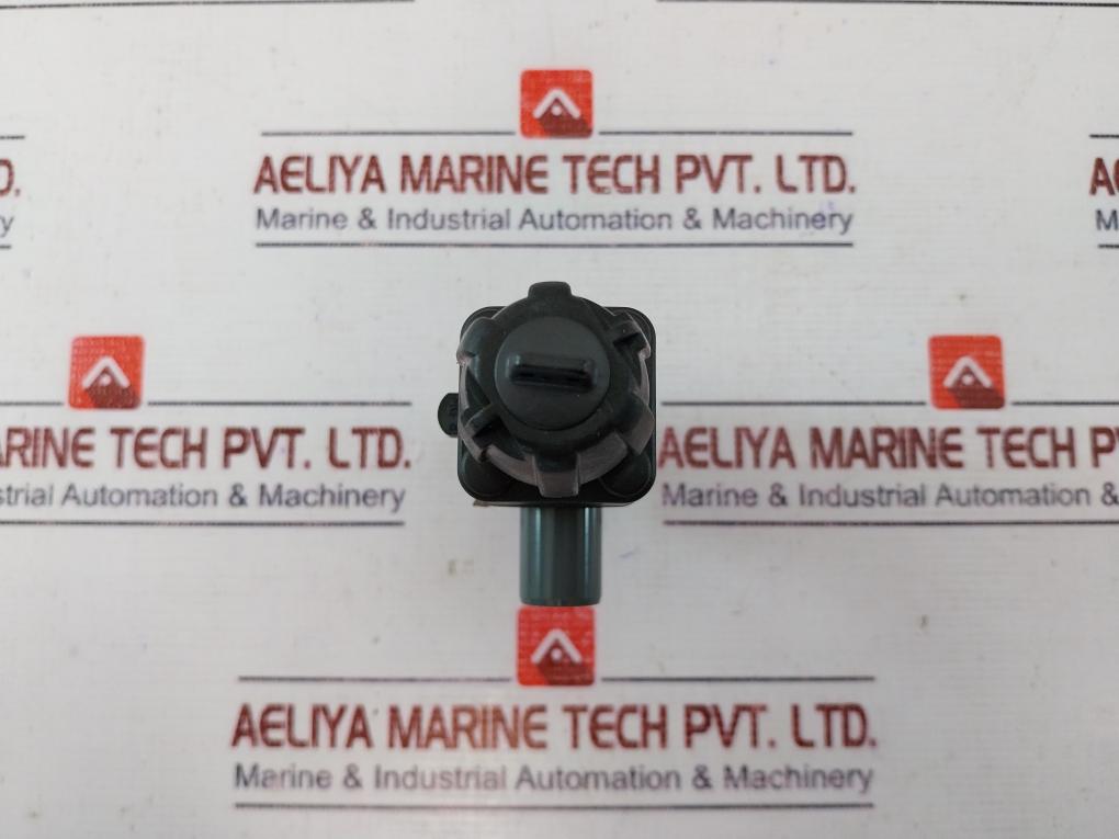 Gemu 607 10E 0 13A0 Plastic Corner Diaphragm Valve