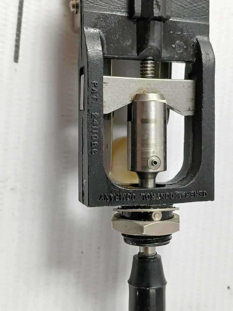 General Control Company Mcm-m3-a-0-a-0 Lever Switch 2411086