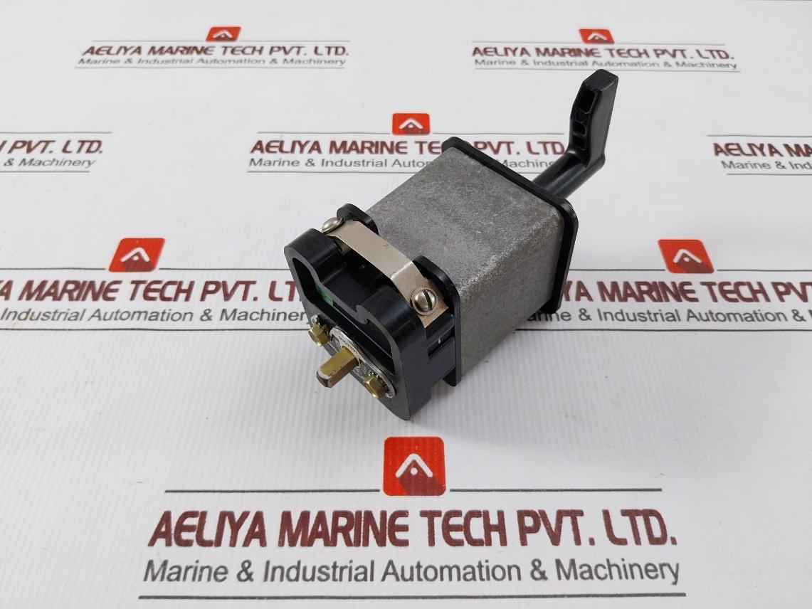 General Electric 10Aa065 Sbm Switch