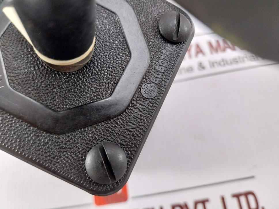 General Electric 10Aa065 Sbm Switch