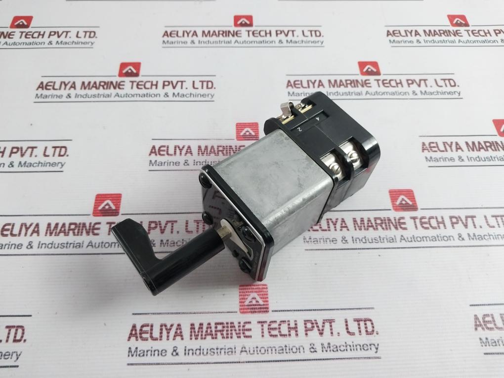 General Electric 10Aa100 Rotary Breaker Switch