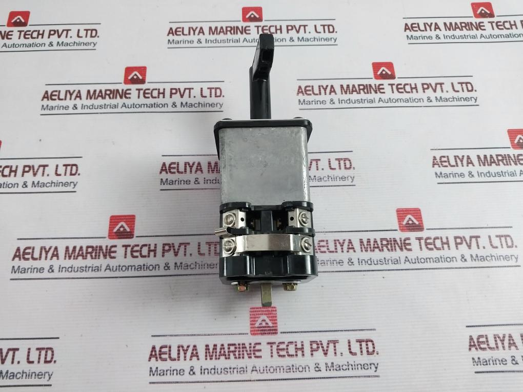 General Electric 10Aa100 Rotary Breaker Switch