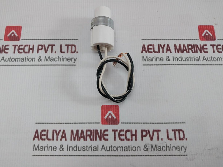 General Electric Alf-272-02 Lamp Holder 660W 600V