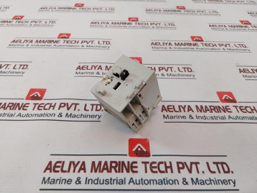 General Electric Btlf60C Pneumatic Timer Block 1-60S