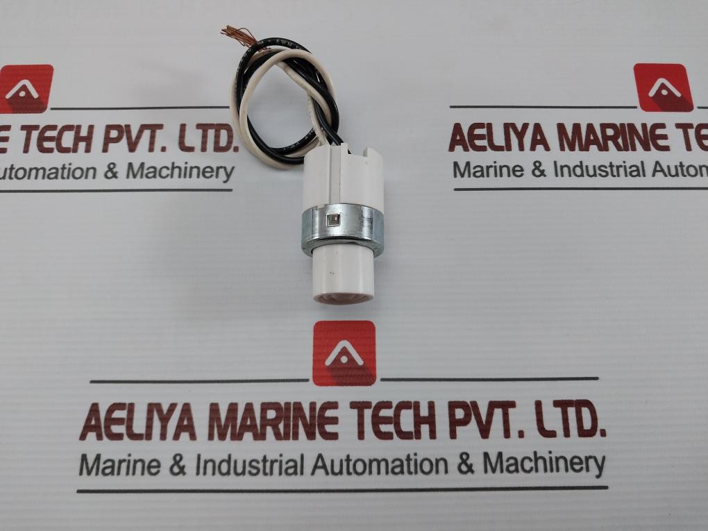 General Electric Ceramic Fuse 660W 600V