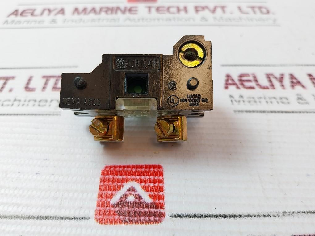 Lot Of 2X General Electric Cr104P Contact Block