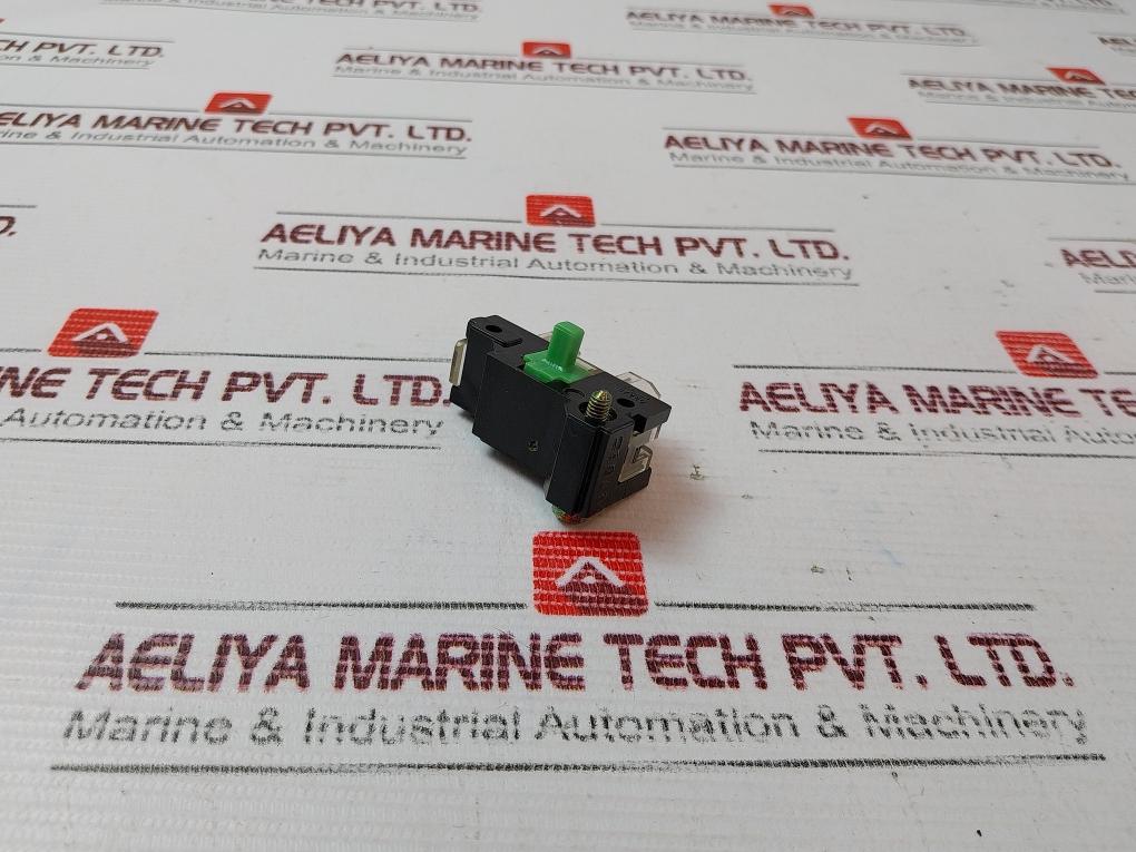 General Electric CR104P Contact Block