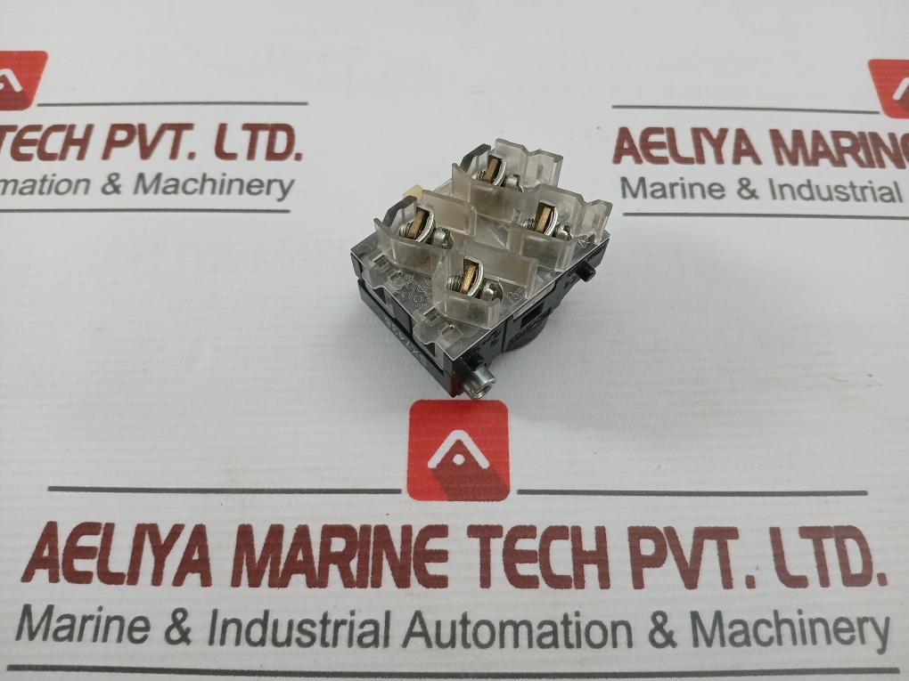 General Electric Cr104P Contact Block Nema-a600