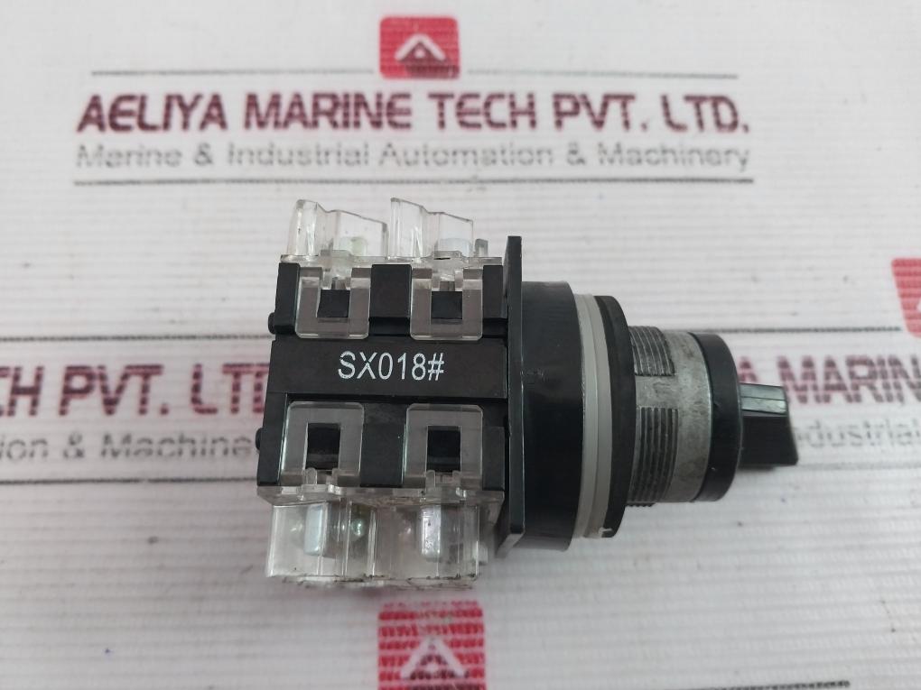 General Electric Cr104p Heavy Duty Push Button