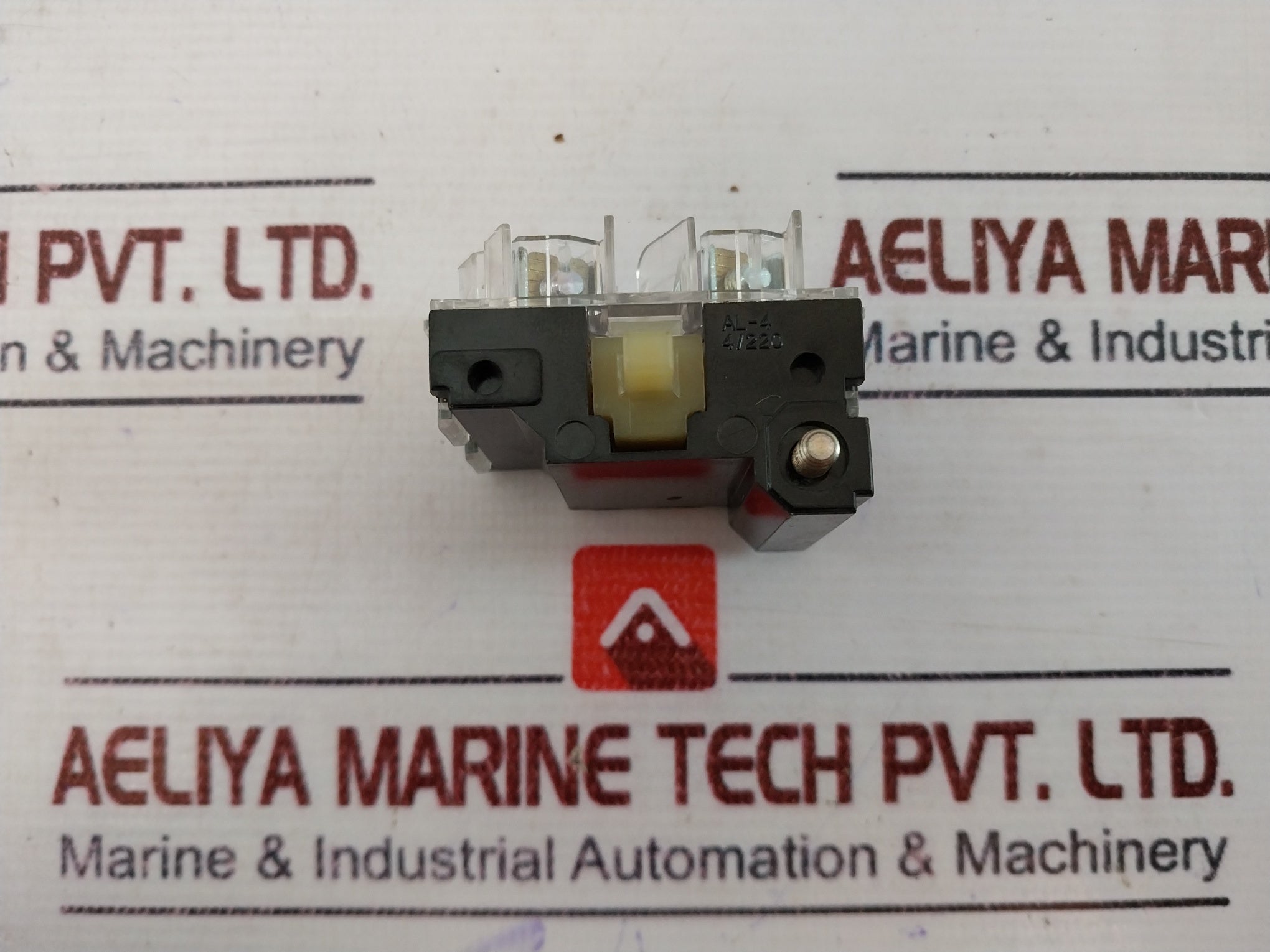 General Electric Cr104p Heavy Duty Push Button 4/220