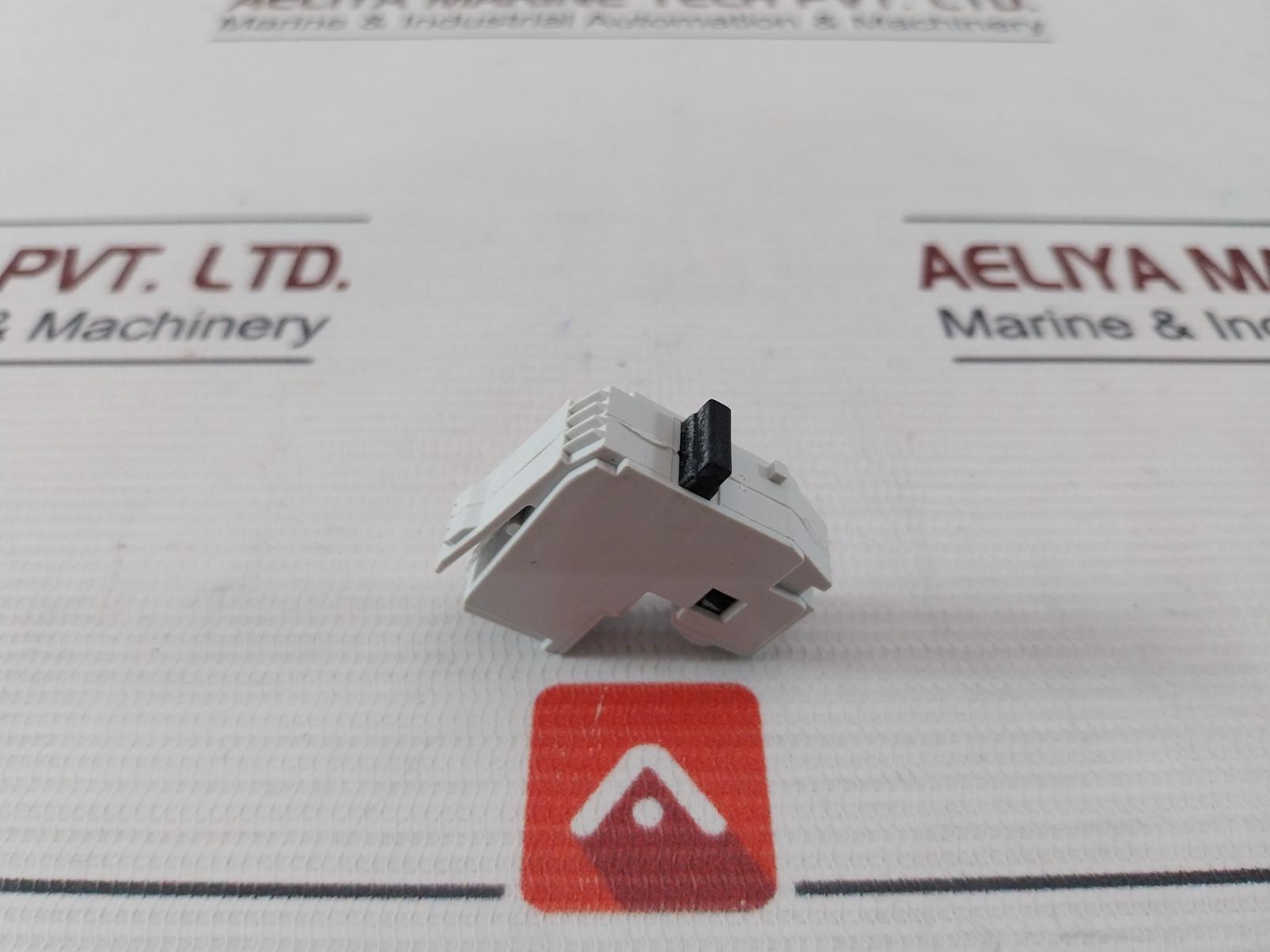 General Electric FAS10R Auxiliary Switch Contact