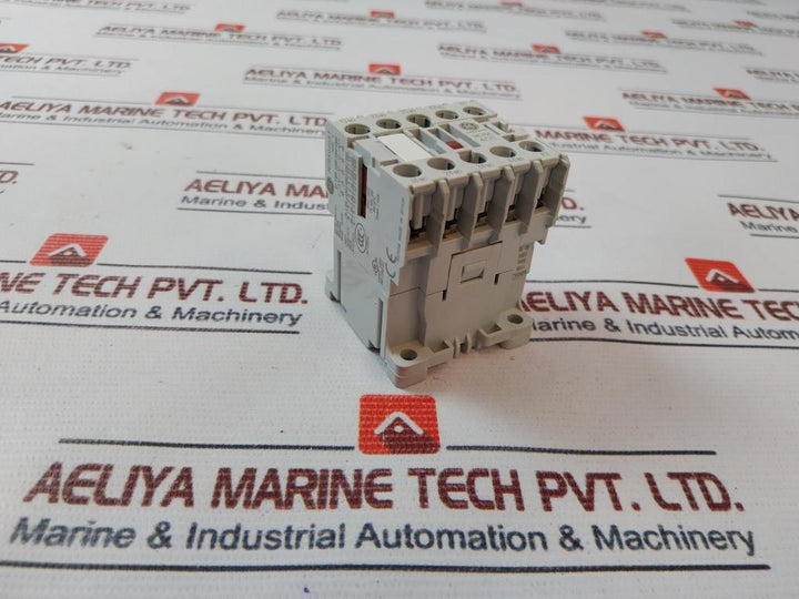 General Electric Mcra040At Auxiliary Control Relay