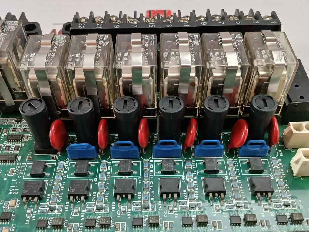 General Electric Relay Output Terminal Board Is200Trlyh1Bgf