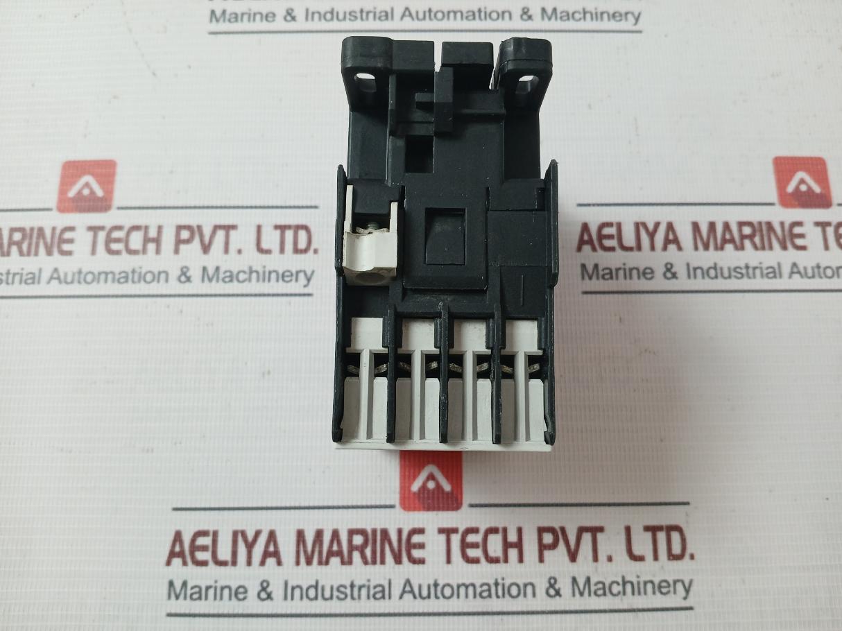 General Electric Rl4Ra040T Auxiliary Contactor Relay Ac15/Ac11 230V 50Hz Lb1A6