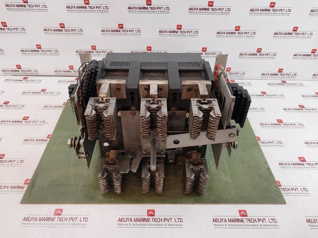 General Electric Shd20B220 3-pole Power Break Ii Circuit Breaker 10054602P1-b