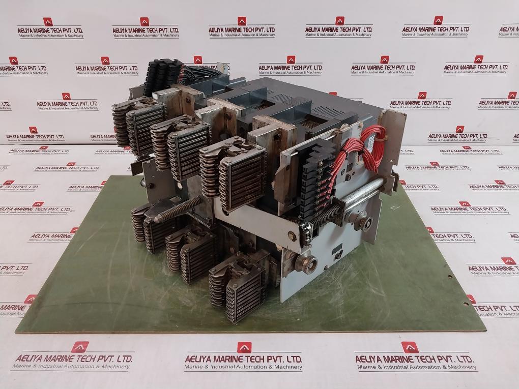 General Electric Shd20B220 3-pole Power Break Ii Circuit Breaker 10054602P1-b