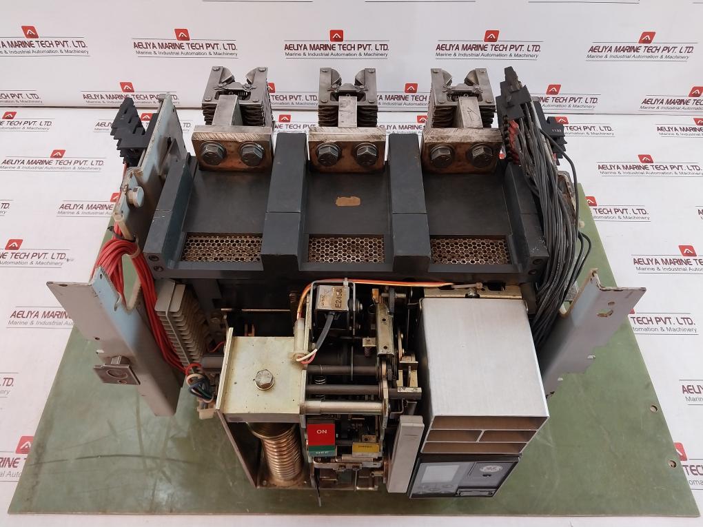 General Electric Shd20B220 3-pole Power Break Ii Circuit Breaker 10054602P1-b