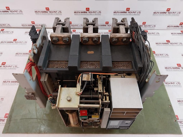 General Electric Shd20B220 3-pole Power Break Ii Circuit Breaker 10054602P1-b