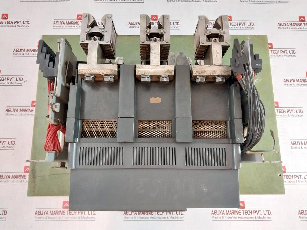 General Electric Shd20B220 3-pole Power Break Ii Circuit Breaker 10054602P1-b
