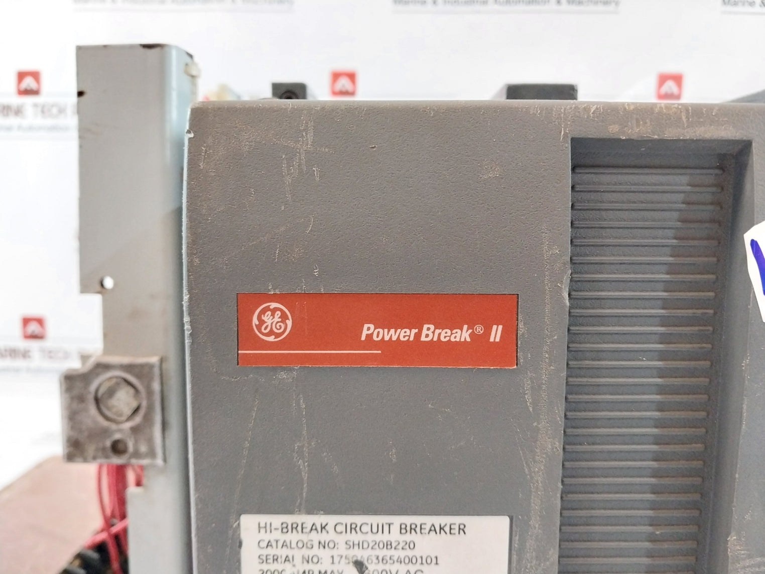 General Electric Shd20B220 3-pole Power Break Ii Circuit Breaker 600V Ac 2000Amp