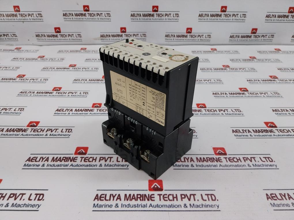 General Electric Te7Cj Relay With Be 627, 910-341-761 Current Transformer